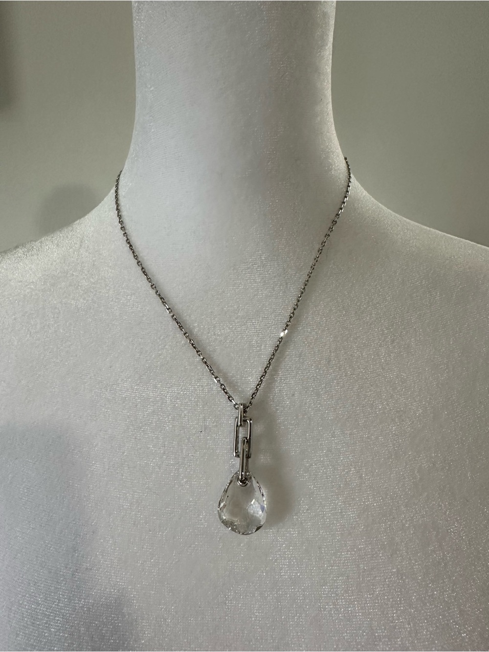 Swarovski Silver Necklace with Clear Teardrop Crystal Pendant and earrings